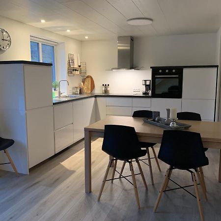 Spacious Apartment On N.P.Gota 8A, Klaksvík Exteriör bild