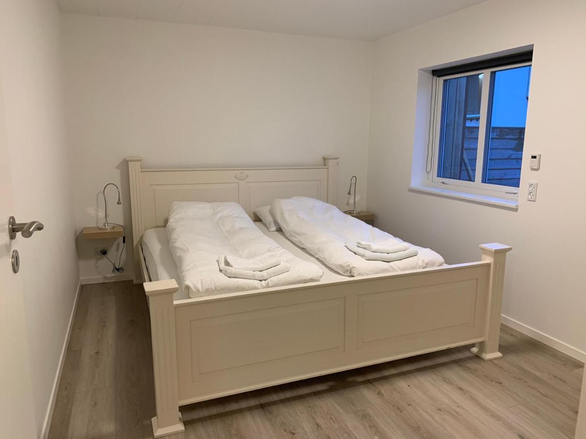 Spacious Apartment On N.P.Gota 8A, Klaksvík Exteriör bild